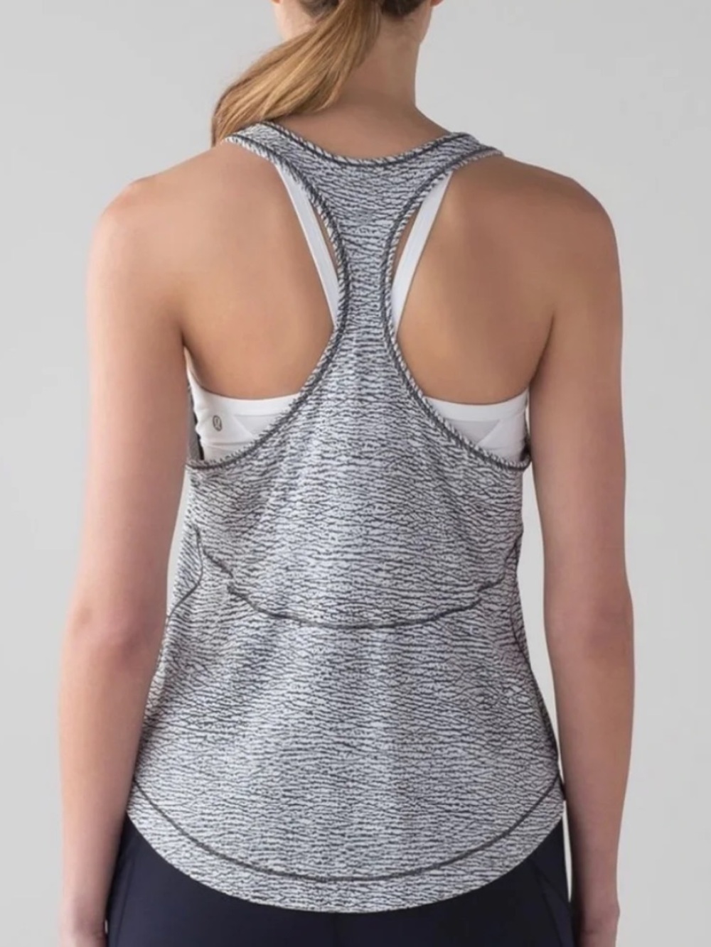 Lululemon Long Distance tank top - Picture 2 of 2